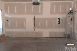 2019 Arapaho Dr, Charlotte, NC 28214 - Photo 18