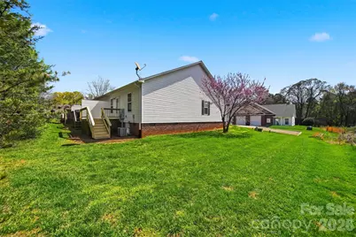 1662 Golden Cedar Lane, Newton, NC 28658 - Photo 30