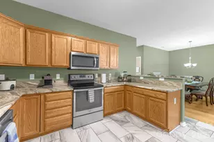 709 Villas Ct, Asheville, NC 28806 - Photo 2