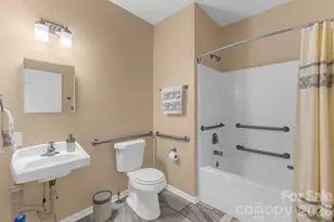 709 Villas Ct, Asheville, NC 28806 - Photo 16