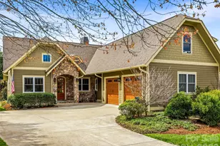 242 Whistlewood Ln, Hendersonville, NC 28739 - Photo 2