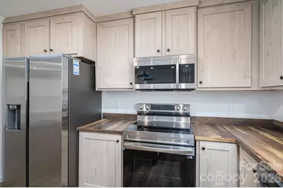 808 W Eagleview Lane, Lawndale, NC 28090 - Photo 14