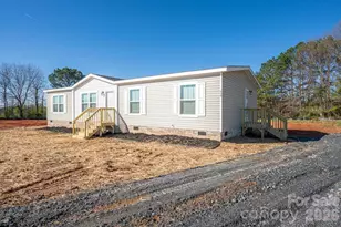808 W Eagleview Ln, Lawndale, NC 28090 - Photo 4