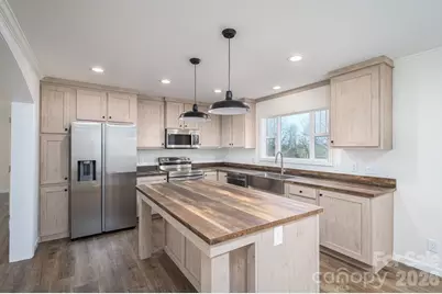 808 W Eagleview Lane, Lawndale, NC 28090 - Photo 14
