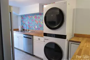 822 Azalea Ave, Black Mountain, NC 28711 - Photo 2