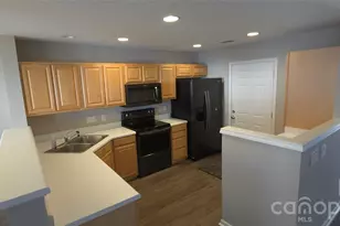 11542 Rabbit Ridge Rd, Charlotte, NC 28270 - Photo 8