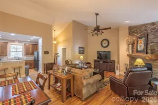 82 Mdw Rdg Ct, Tuckasegee, NC 28783 - Photo 8