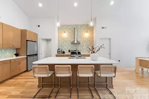 3931 Belshire Ln, Charlotte, NC 28205 - Photo 10