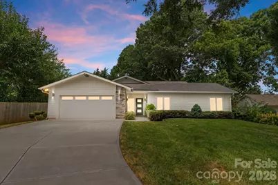 3931 Belshire Lane, Charlotte, NC 28205 - Photo 4