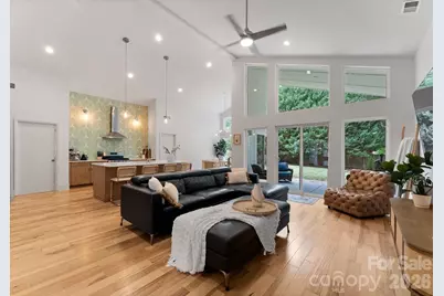 3931 Belshire Lane, Charlotte, NC 28205 - Photo 8