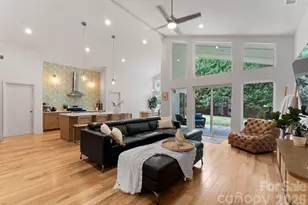 3931 Belshire Ln, Charlotte, NC 28205 - Photo 8