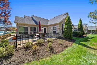 5224 Polo Gate Boulevard, Charlotte, NC 28216 - Photo 2