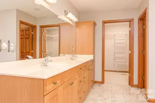 299 Carriage Summitt Way, Hendersonville, NC 28791 - Photo 18