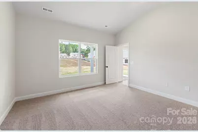 6623 Fairford Drive, Charlotte, NC 28215 - Photo 10