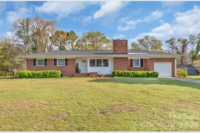 5495 Kershaw Camden Highway, Heath Springs, SC 29058 - Photo 2