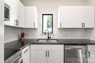 1914 Wilmore Walk Dr, Charlotte, NC 28203 - Photo 12