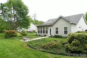 35 Sheffield Pl, Brevard, NC 28712 - Photo 6