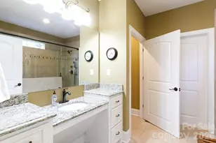 2509 Georgemont Ct, Gastonia, NC 28054 - Photo 18