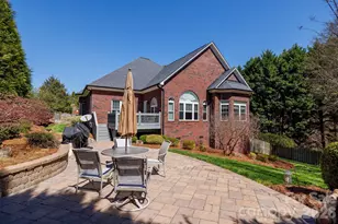 2509 Georgemont Ct, Gastonia, NC 28054 - Photo 2