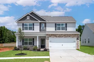 6611 Fairford Dr, Charlotte, NC 28215 - Photo 1