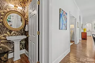 2121 Forest Dr, Charlotte, NC 28211 - Photo 16