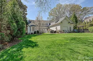 2121 Forest Dr, Charlotte, NC 28211 - Photo 32