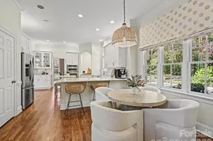 2121 Forest Dr, Charlotte, NC 28211 - Photo 14