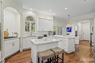 2121 Forest Dr, Charlotte, NC 28211 - Photo 12