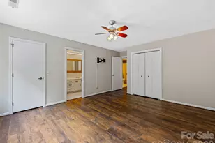 128 Country Ridge Rd, Hendersonville, NC 28739 - Photo 20