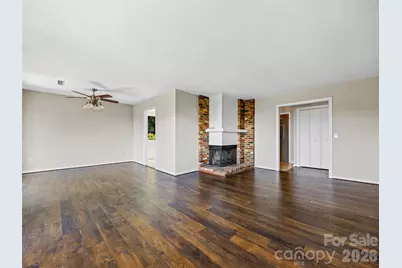 128 Country Ridge Road, Hendersonville, NC 28739 - Photo 8