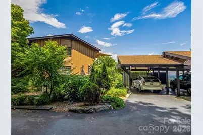 128 Country Ridge Road, Hendersonville, NC 28739 - Photo 4