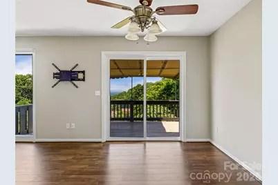 128 Country Ridge Road, Hendersonville, NC 28739 - Photo 12