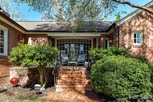 3009 Country Club Dr, Charlotte, NC 28205 - Photo 2