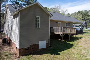 120 Wesley Ct, Cherryville, NC 28033 - Photo 14