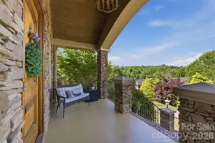 405 Golfview Ct, Lenoir, NC 28645 - Photo 10