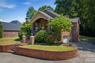 405 Golfview Court, Lenoir, NC 28645 - Photo 2