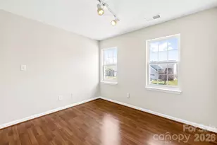 8805 Firestreak Dr, Charlotte, NC 28216 - Photo 22