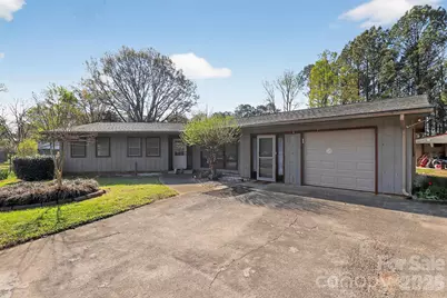 9516 Westmoreland Road, Cornelius, NC 28031 - Photo 2