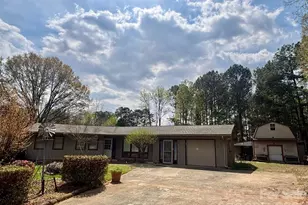 9516 Westmoreland Rd, Cornelius, NC 28031 - Photo 1