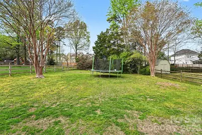 10529 Old Bridge Lane, Charlotte, NC 28269 - Photo 22