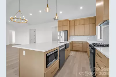 90 Summit Hill Road, Hendersonville, NC 28791 - Photo 14
