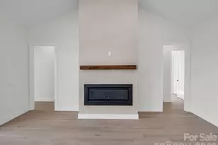 90 Summit Hill Rd, Hendersonville, NC 28791 - Photo 14