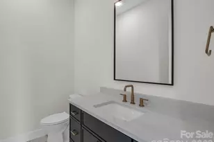 90 Summit Hill Rd, Hendersonville, NC 28791 - Photo 32