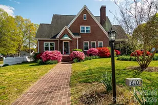 610 E Main St, Cherryville, NC 28021 - Photo 1