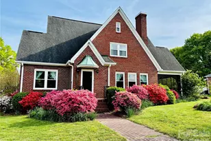 610 E Main St, Cherryville, NC 28021 - Photo 2