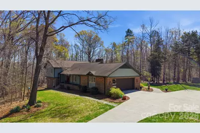 208 Falcon Drive, Concord, NC 28025 - Photo 4