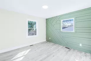 3623 Sargeant Dr, Charlotte, NC 28217 - Photo 16