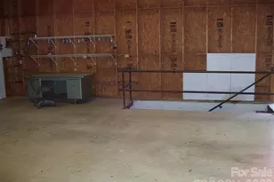 2402 Brantley Rd, Kannapolis, NC 28083 - Photo 22