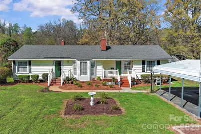 2517 Plum Street, Charlotte, NC 28269 - Photo 2