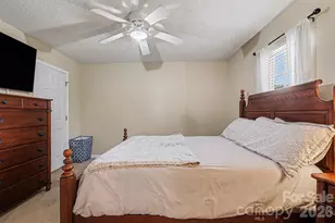 105 Chadwick Cir, Dallas, NC 28034 - Photo 14